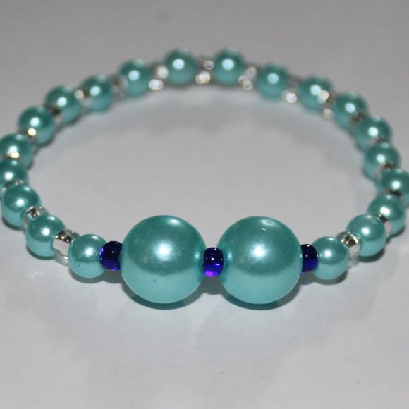 Blue pearl beads with dark blue and silver Czech beads - Picture 1 of 2